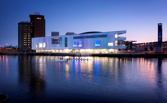 031966-PV_Belfast Waterfront & rowers.jpg